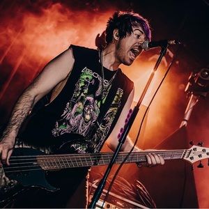 Meet your Posher, Tom